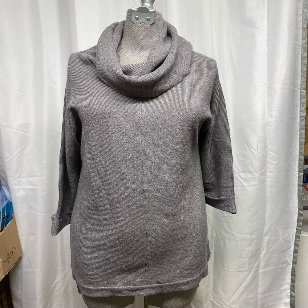 Renuar medium gray cowl neck sweater 3/4 sleeves